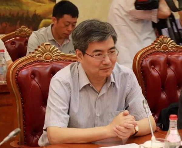 市工商聯(lián)十四屆一次全體主席會(huì )議召開(kāi) 市工商聯(lián)十四屆一次全體主席會(huì )議召開(kāi)