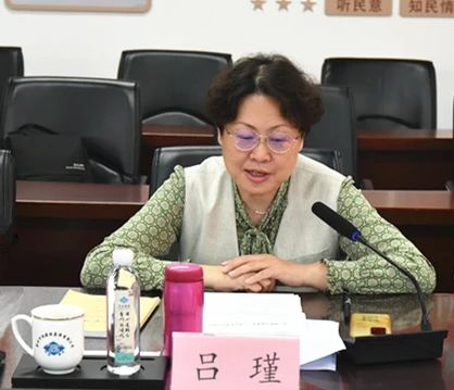 【快訊】江蘇省工商聯(lián)黨組成員、副主席李曉林一行蒞臨集團公司調研并召開(kāi)法律服務(wù)情況調研座談會(huì )